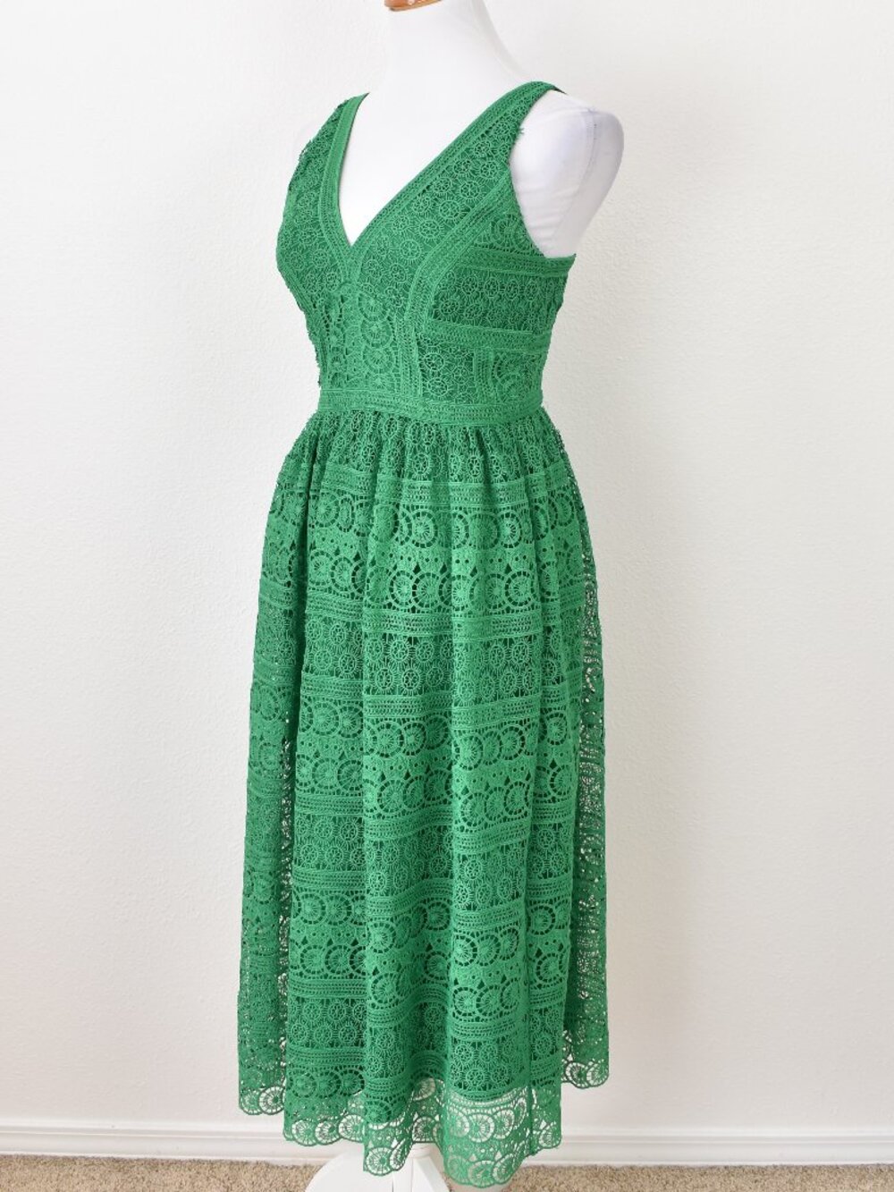 Antonio Melani Ruth Lace Midi Dress Green - 2 - Picture 5 of 10